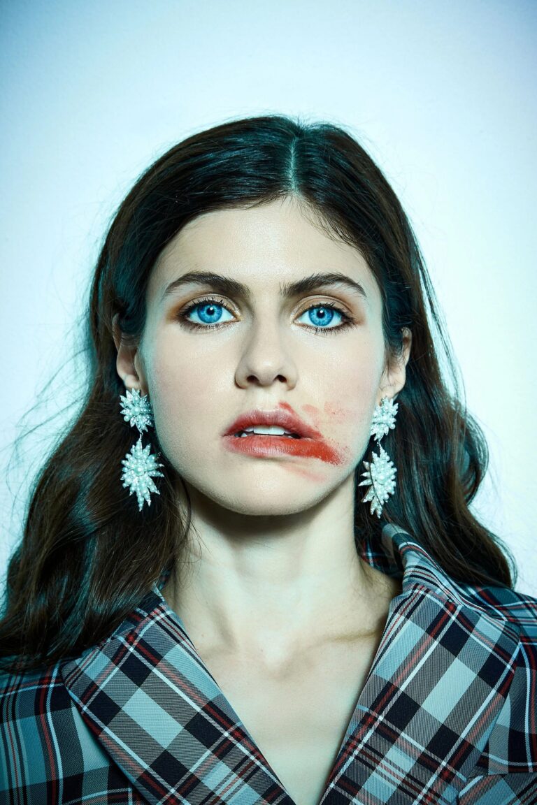 Alexandra Daddario-102640