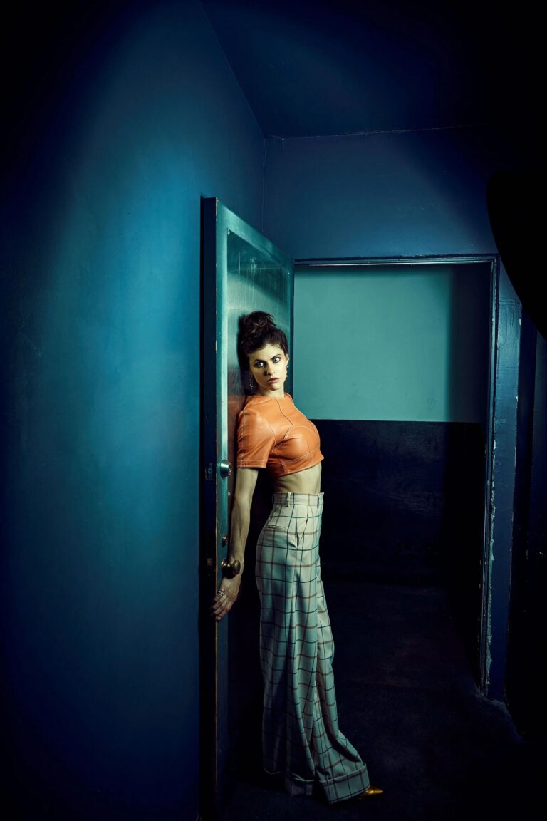 Alexandra Daddario-102644