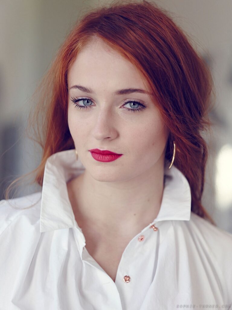 Sophie Turner-103118