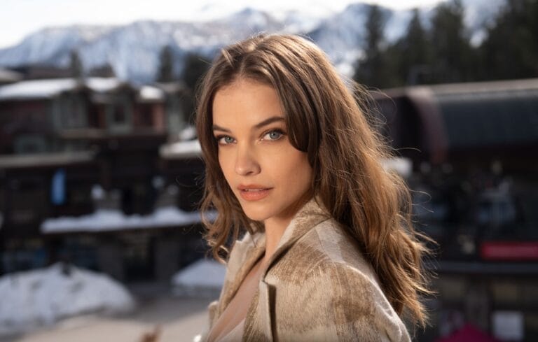 Barbara Palvin con 28-29 años