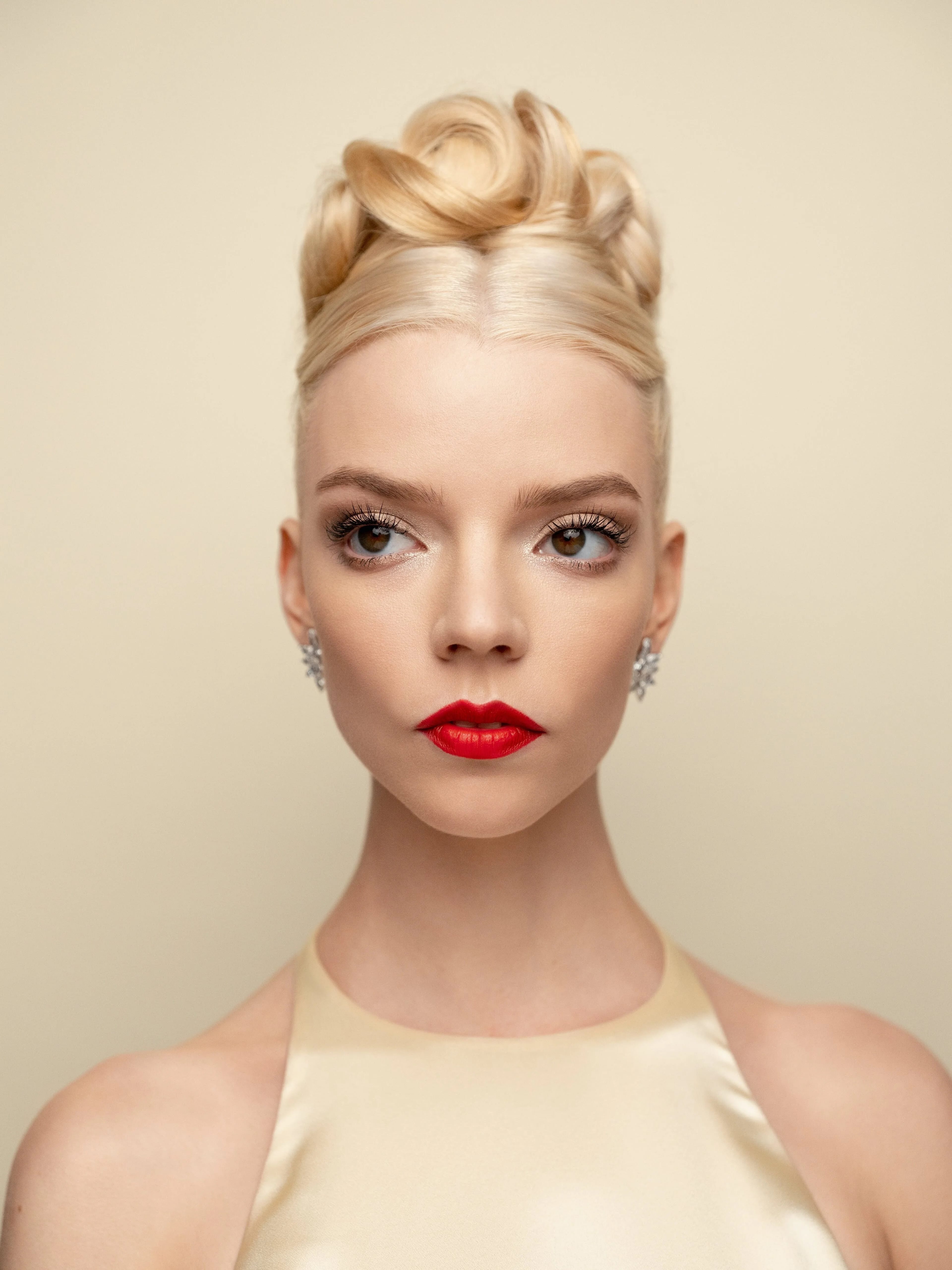 1632474422-1632456315127643-diorgettingreadyanyataylosjoy-kanya-iwana7.jpg.b1fc635ef66aeb104e0333f5dd656412