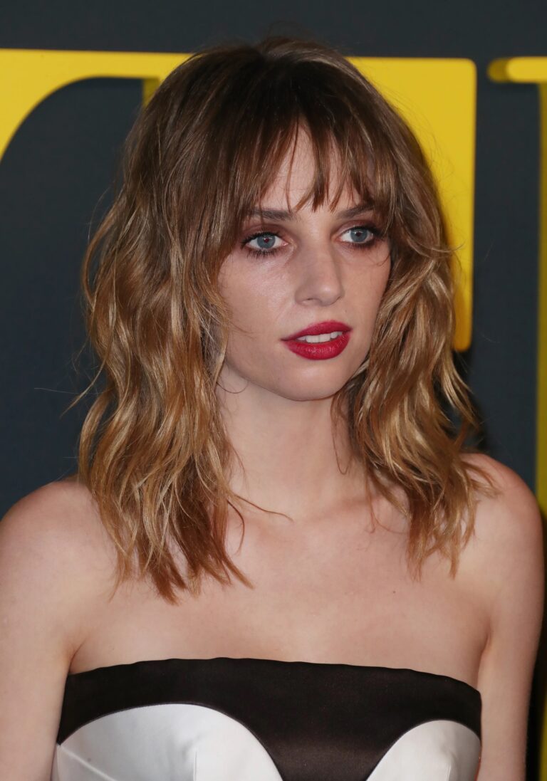 Maya Hawke-101890
