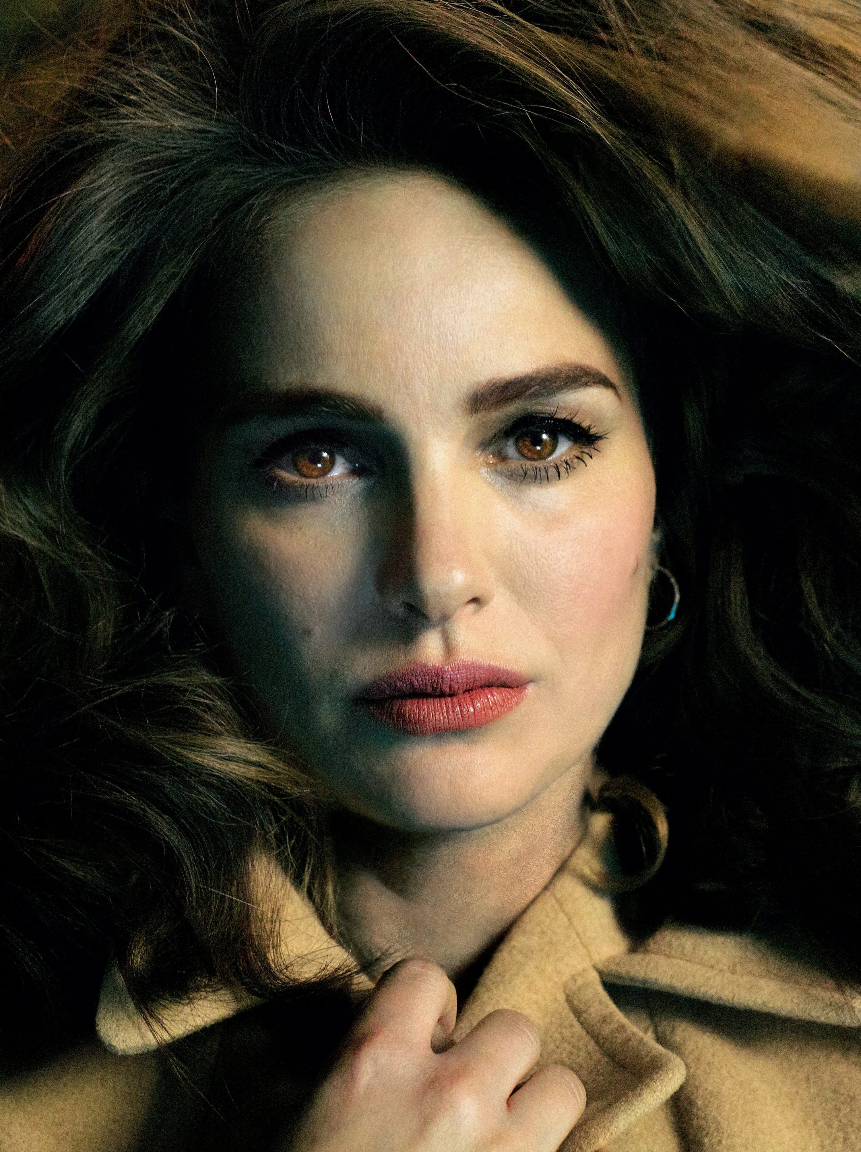 23-natalie-portman-cover-story-secondary-3.jpg.a7dcfeaaee5c75fbec2ce1c9c650c574