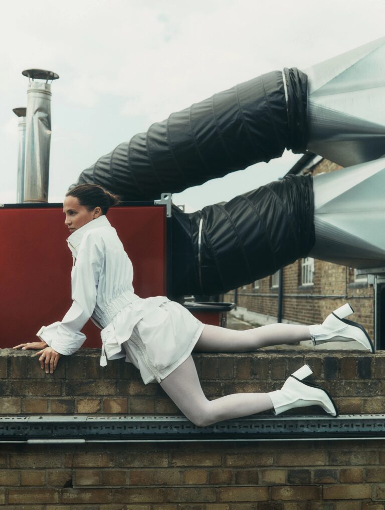 Alicia Vikander-103358