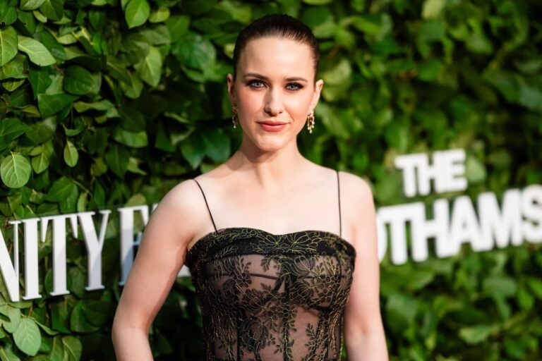 Rachel Brosnahan-104893