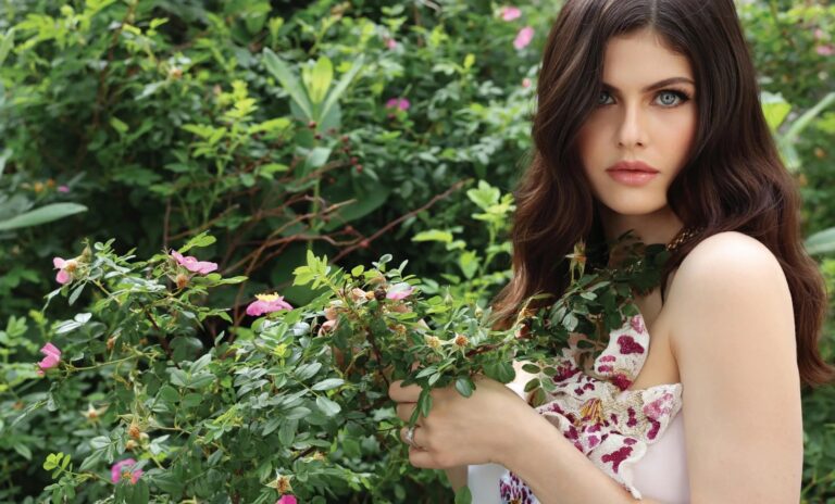 Alexandra Daddario-102719
