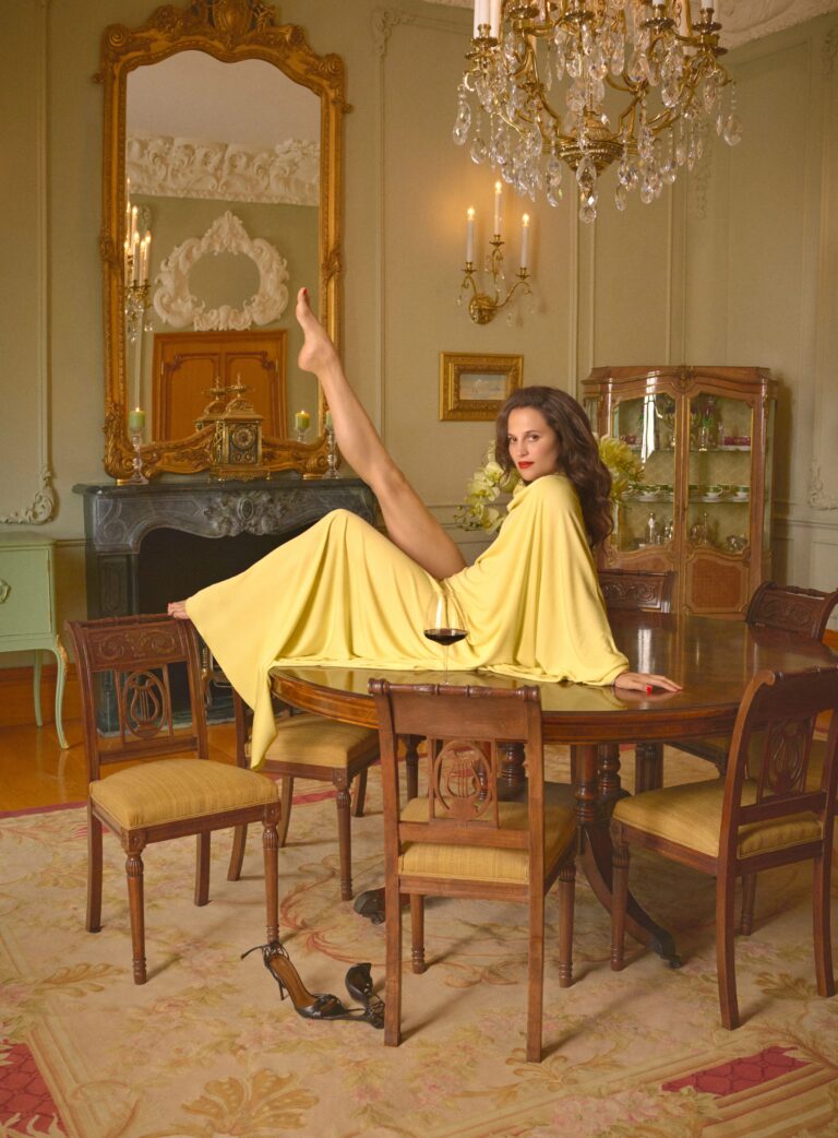 Alicia Vikander-103393