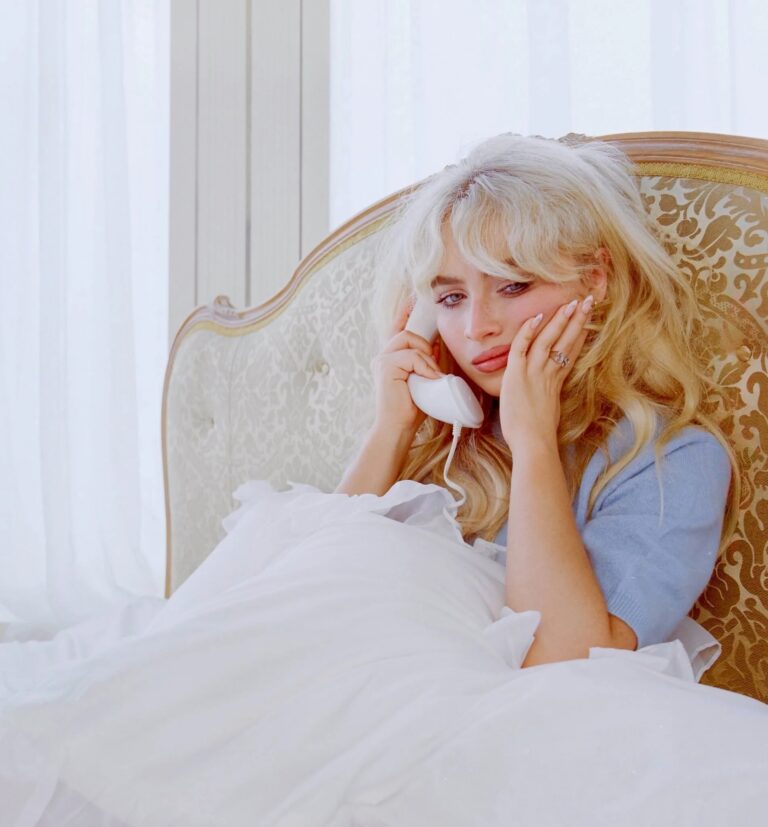 Sabrina Carpenter-102414