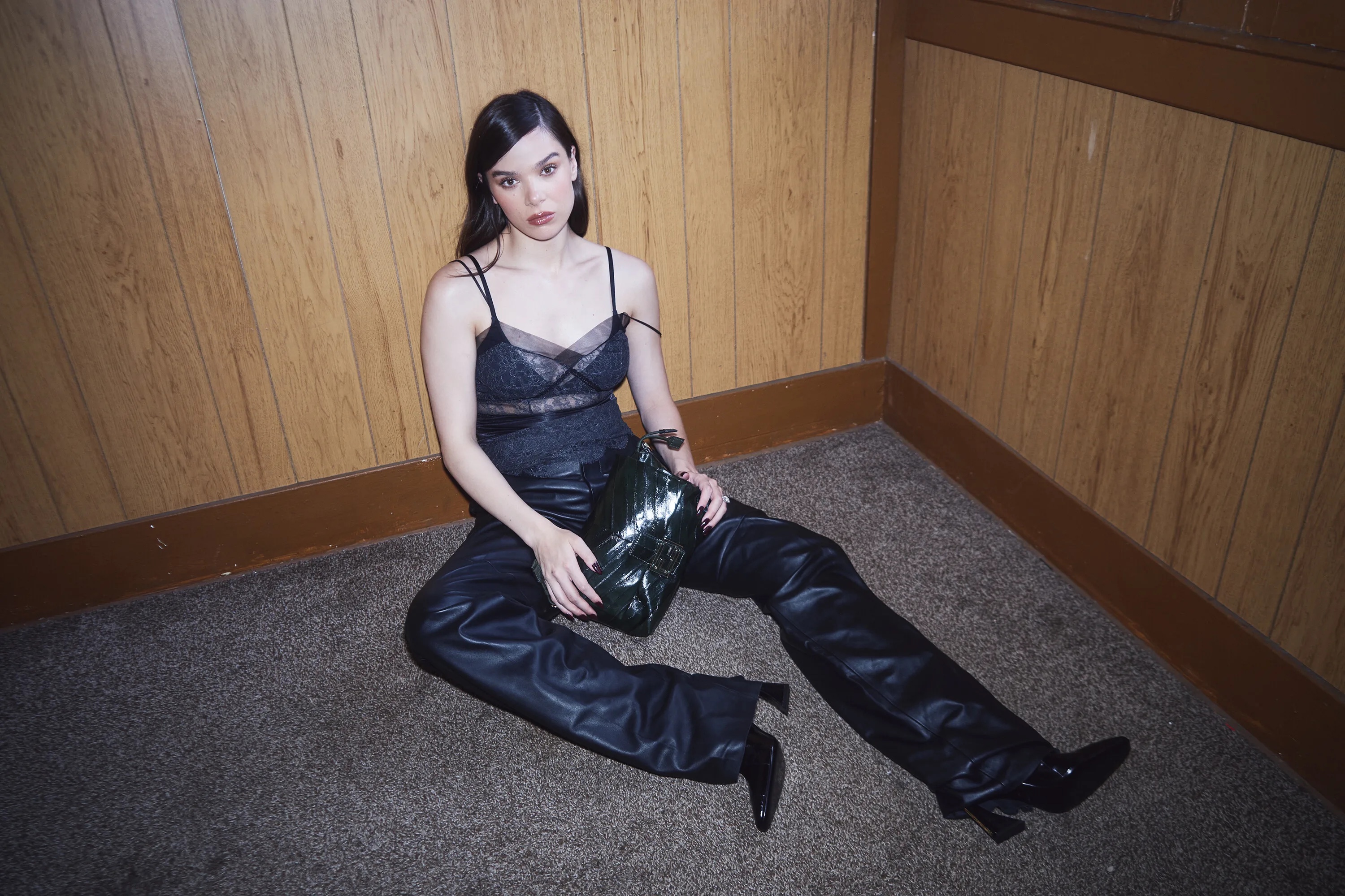 637845963_interview_issue-562_september-2025_fendi-x-hailee-steinfeld_2_web.jpg.61e9f333c86d53cb1dcba1e4db257431
