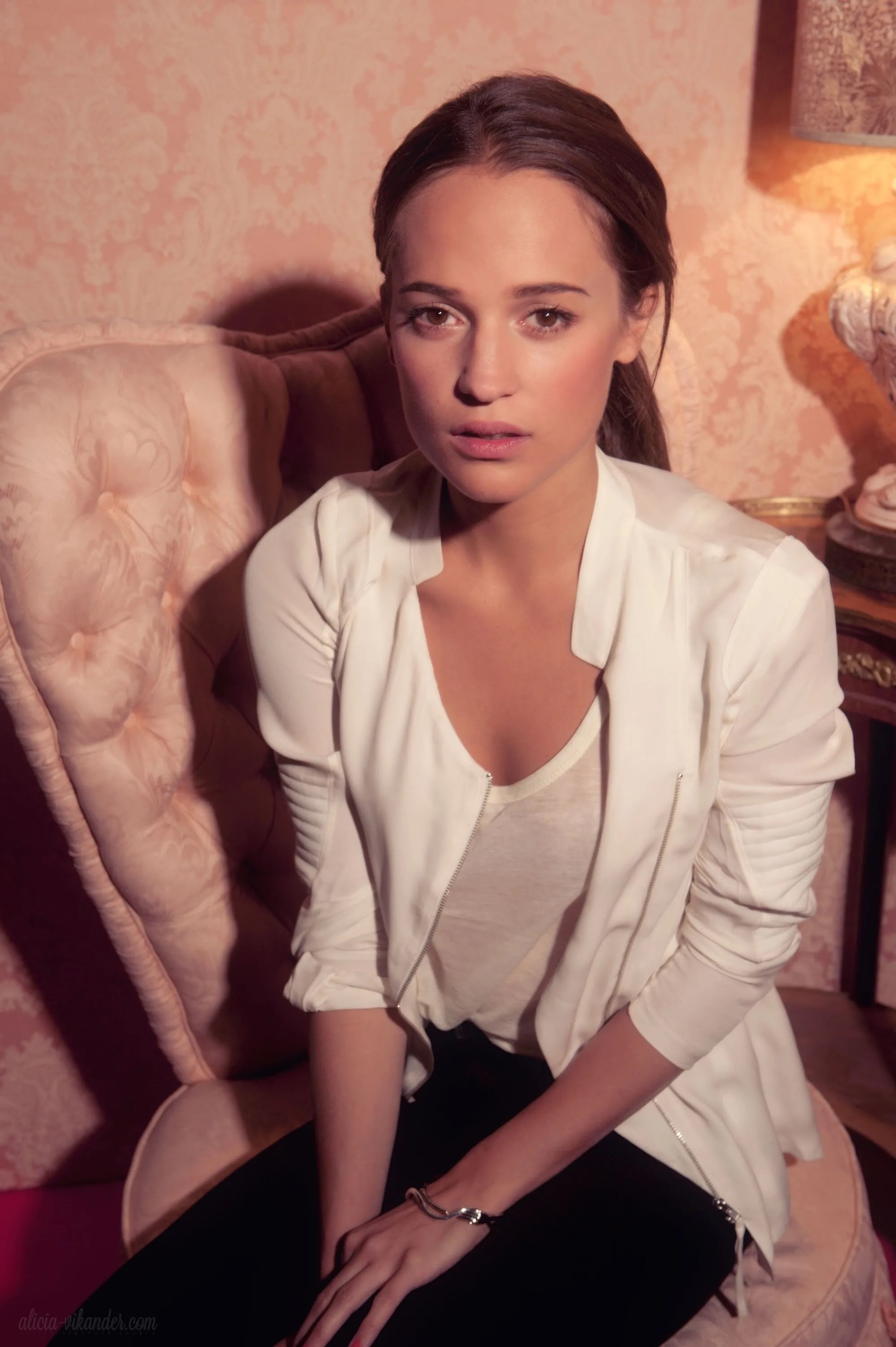 Alicia_Vikander_photo.filmcelebritiesactresses.blogspot-0960.jpg.e4d4c24650ab8bd16ee8b3c5a3159fe7