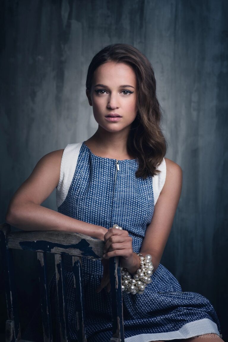 Alicia Vikander-103331