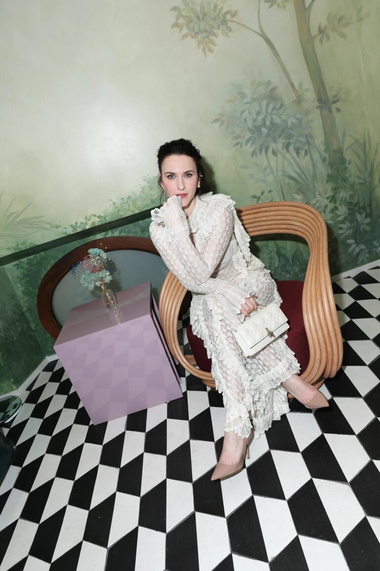Rachel Brosnahan-104919