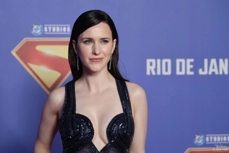 Rachel Brosnahan-104935