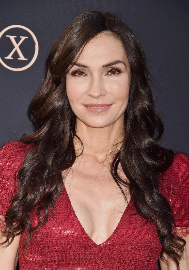 Famke Janssen-99301
