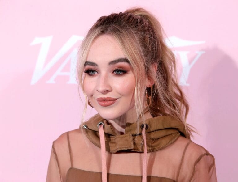 Sabrina Carpenter at 17-18 years old