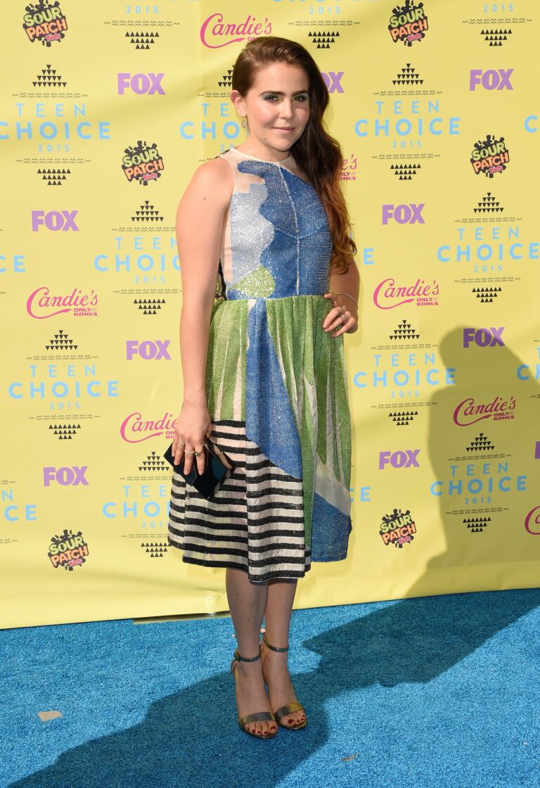 Mae Whitman-100573
