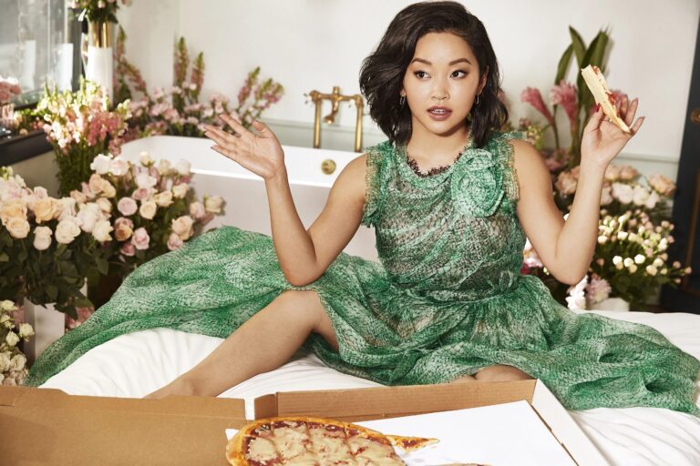 Lana Condor-101021