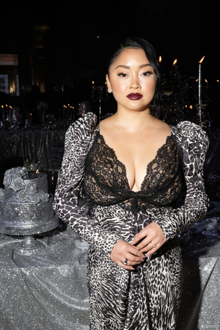 Lana Condor-101070