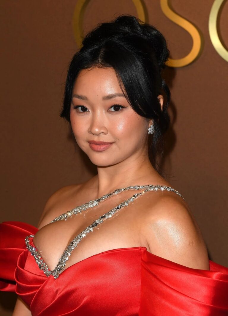 Lana Condor-101094