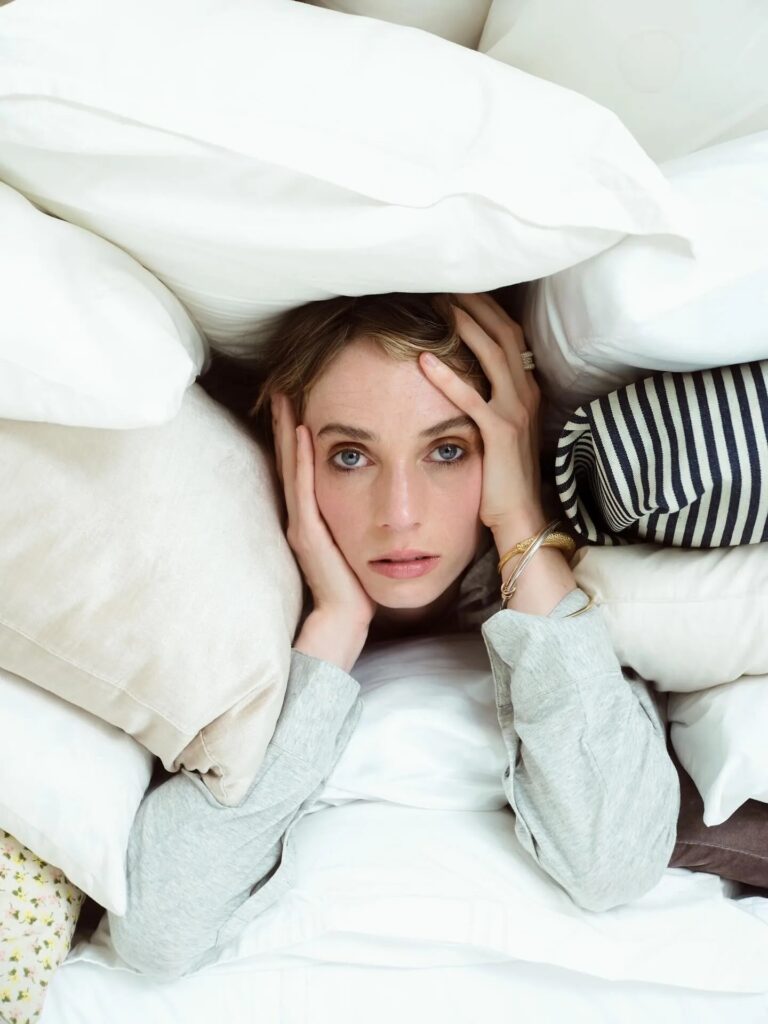 Maya Hawke-101920