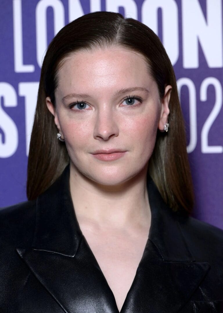 Morfydd Clark-103742