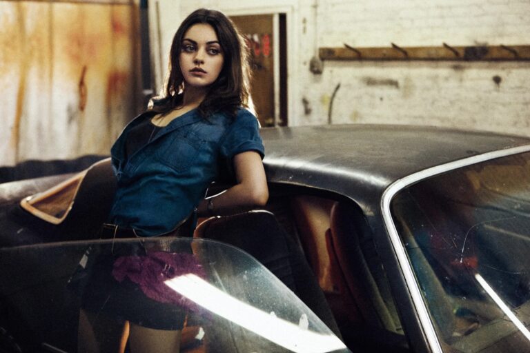 Mila Kunis-104671