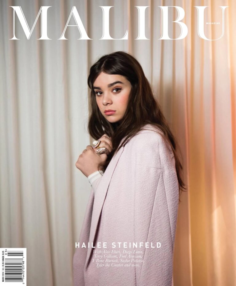 Hailee Steinfeld con 17-18 años