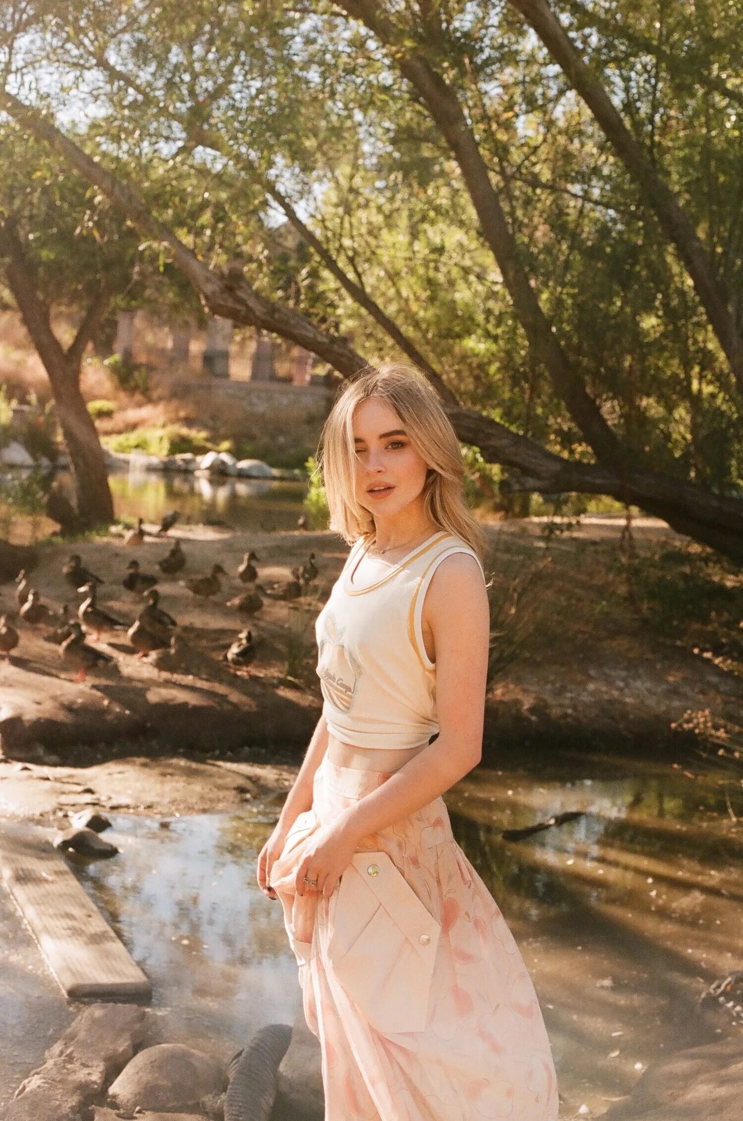 sabrinacarpenter-daily_28929.jpg.1edc1e37b8e37186c579cd66024a6a2a