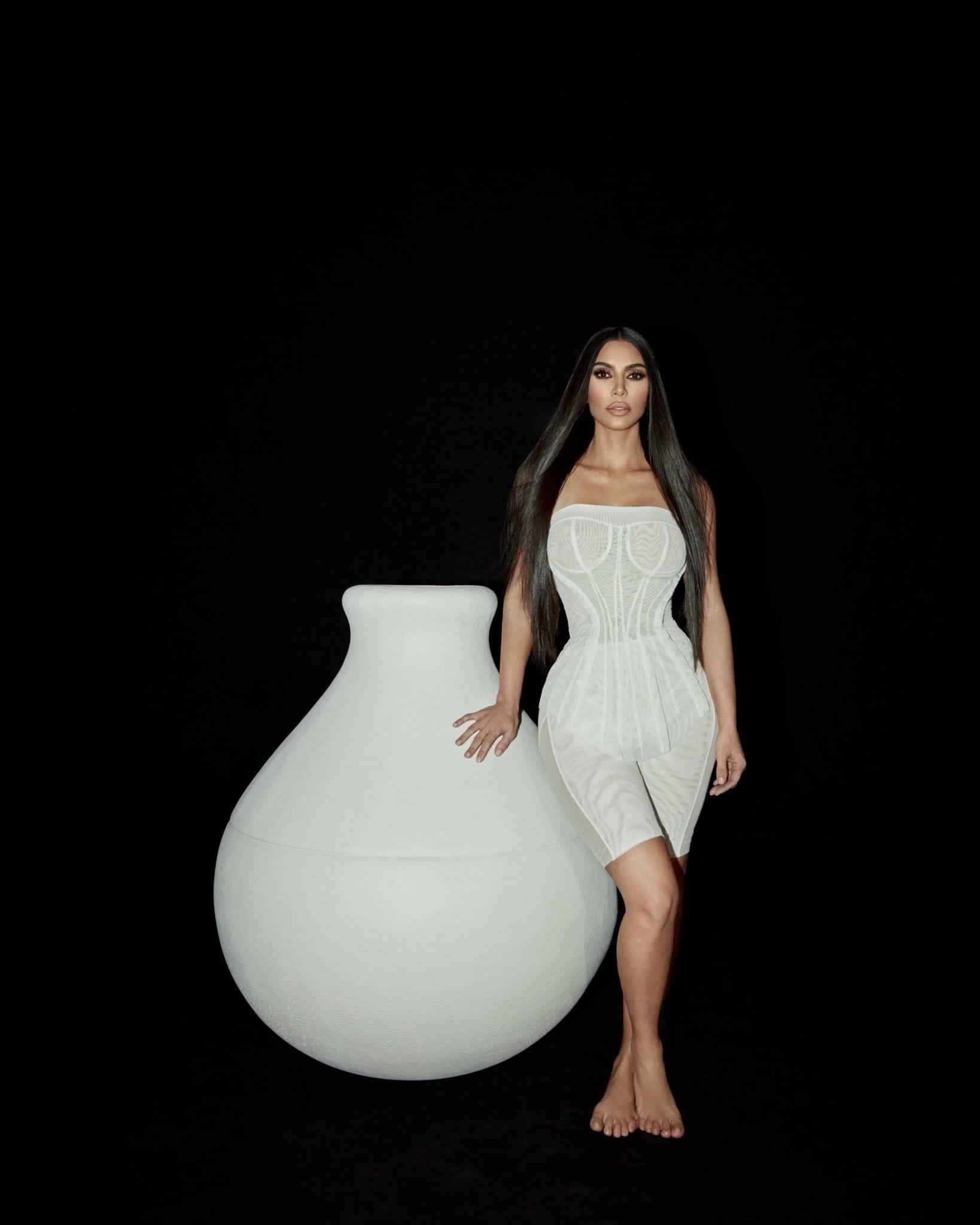 Kim-Kardashian-Feet-6248509
