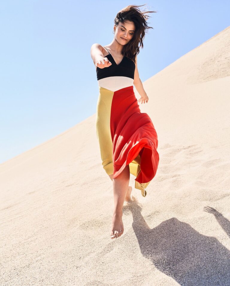Camila Mendes-105817