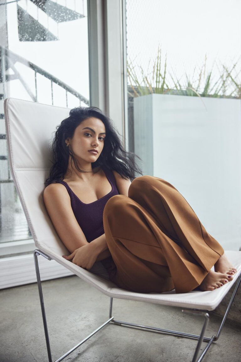 Camila Mendes-105844