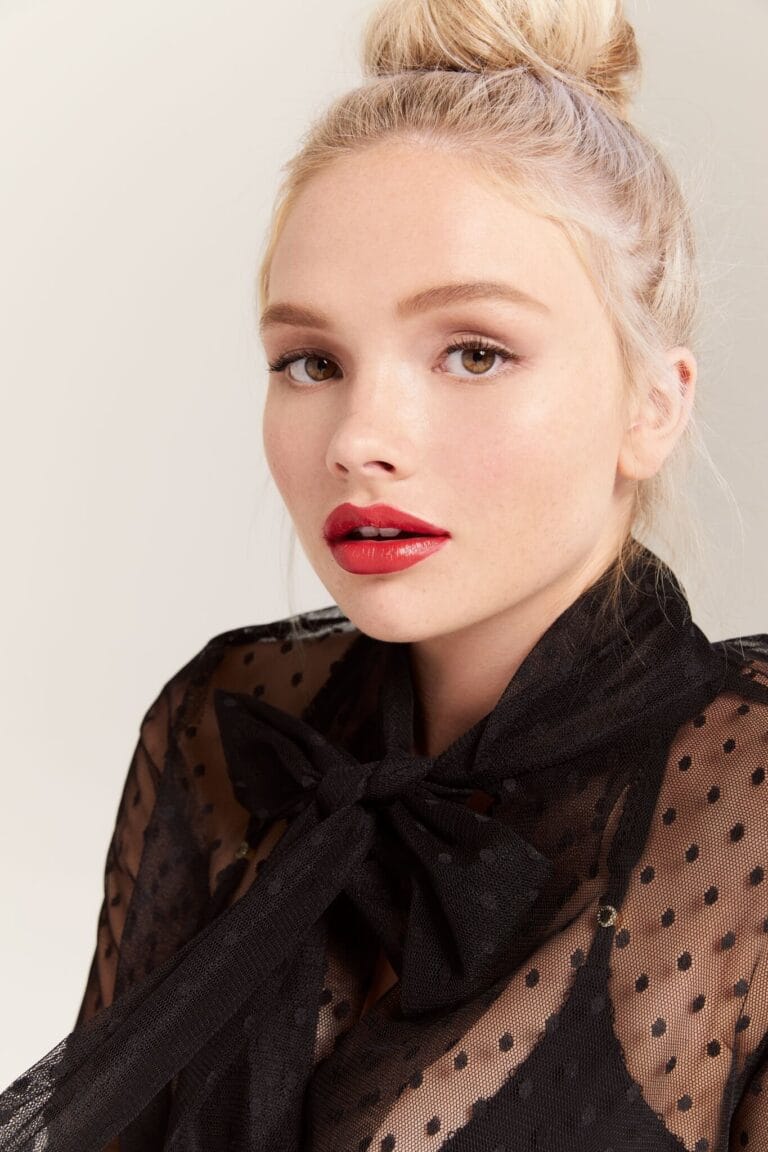 Natalie Alyn Lind-108336