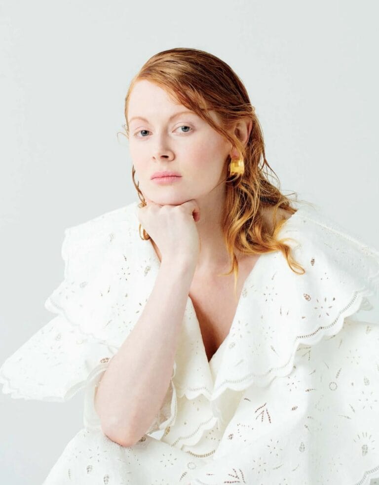 Emily Beecham-108504