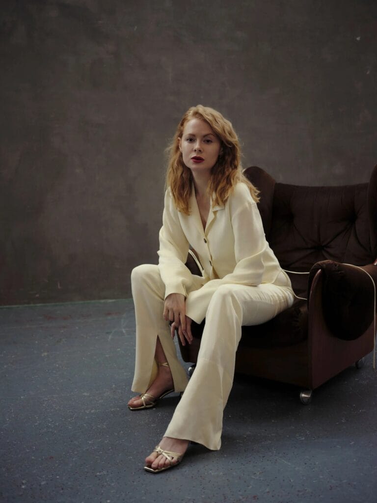 Emily Beecham-108524