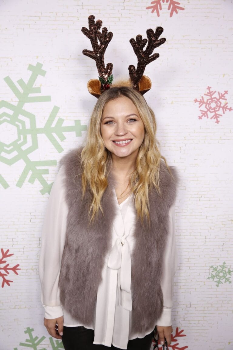 Vanessa Ray-108918
