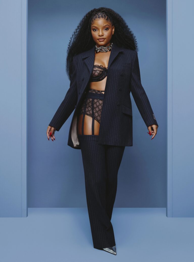 Halle Bailey-110428