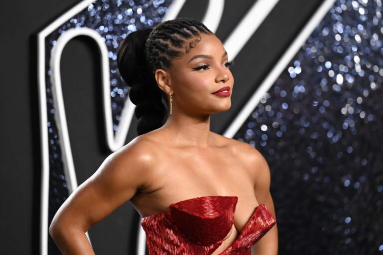 Halle Bailey-110444