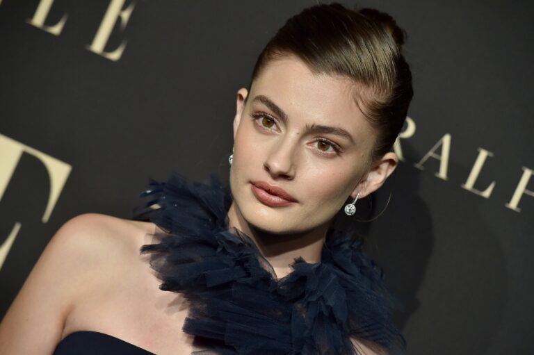 Diana Silvers-110693