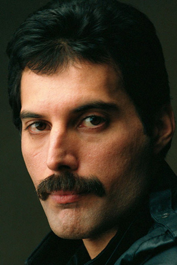 Freddie Mercury, British singer