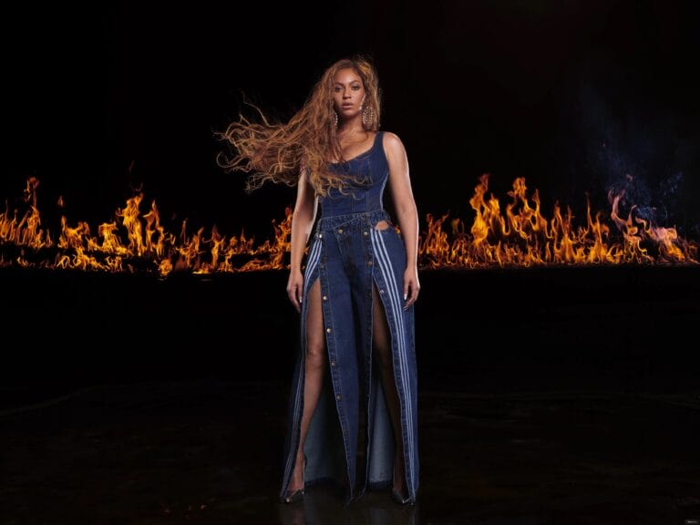 Beyoncé: Rocks a Bold Denim Set with a Camisole Top and Skirt…