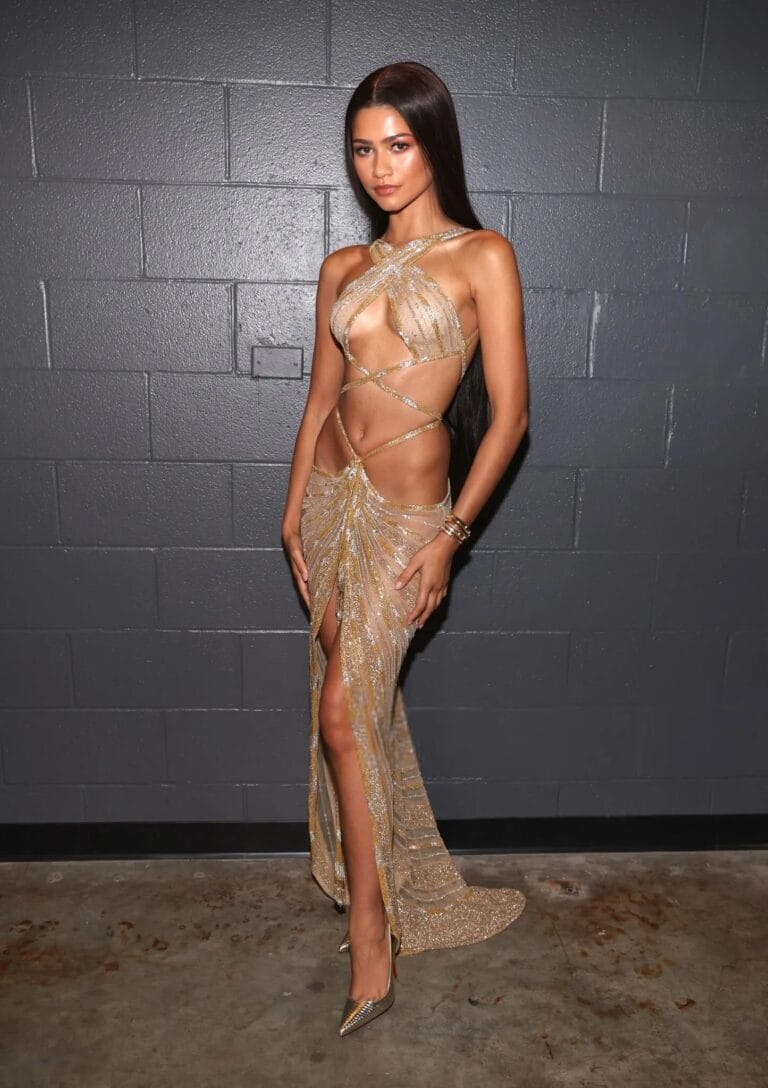 Zendaya-112812