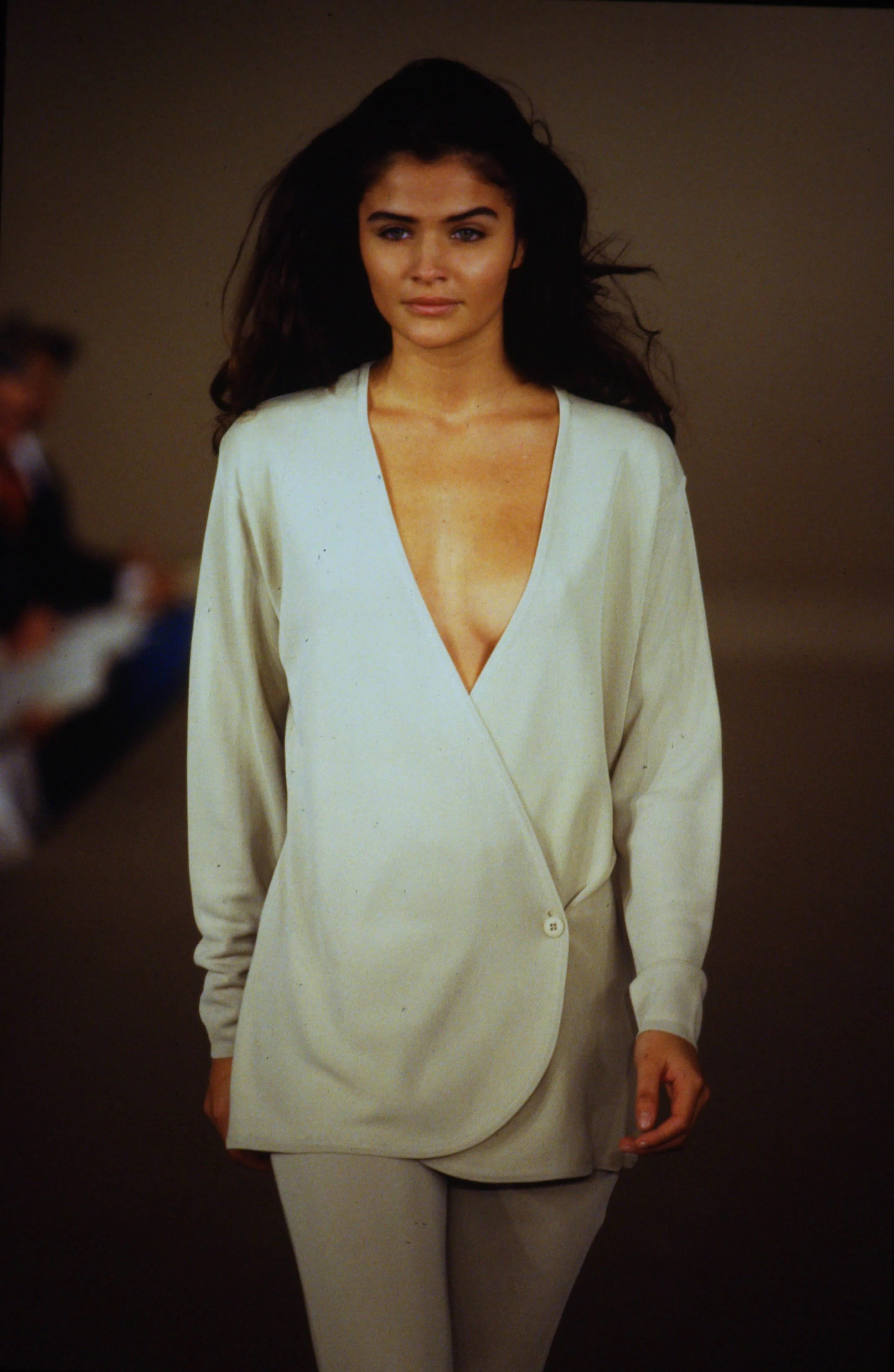 792747367_calvin-klein-ss-1991_6_.jpg.9a88737d1570c15e5f26722e94cbd6d4