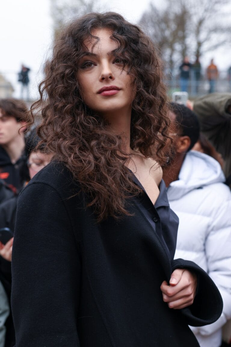 Deva Cassel-112031
