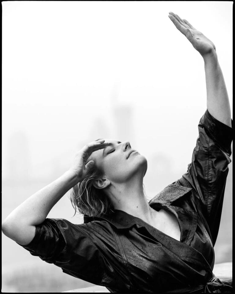 Greta Gerwig-112999