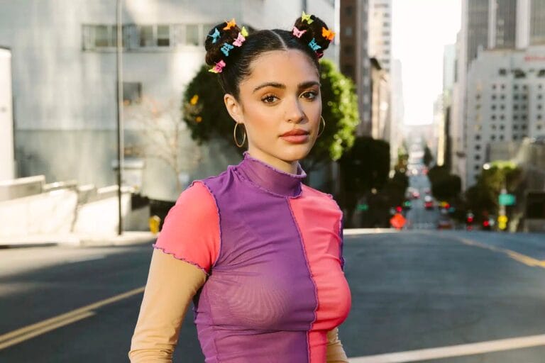 Luna Blaise-113337