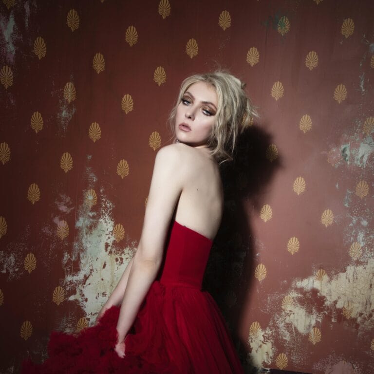Taylor Momsen-113601