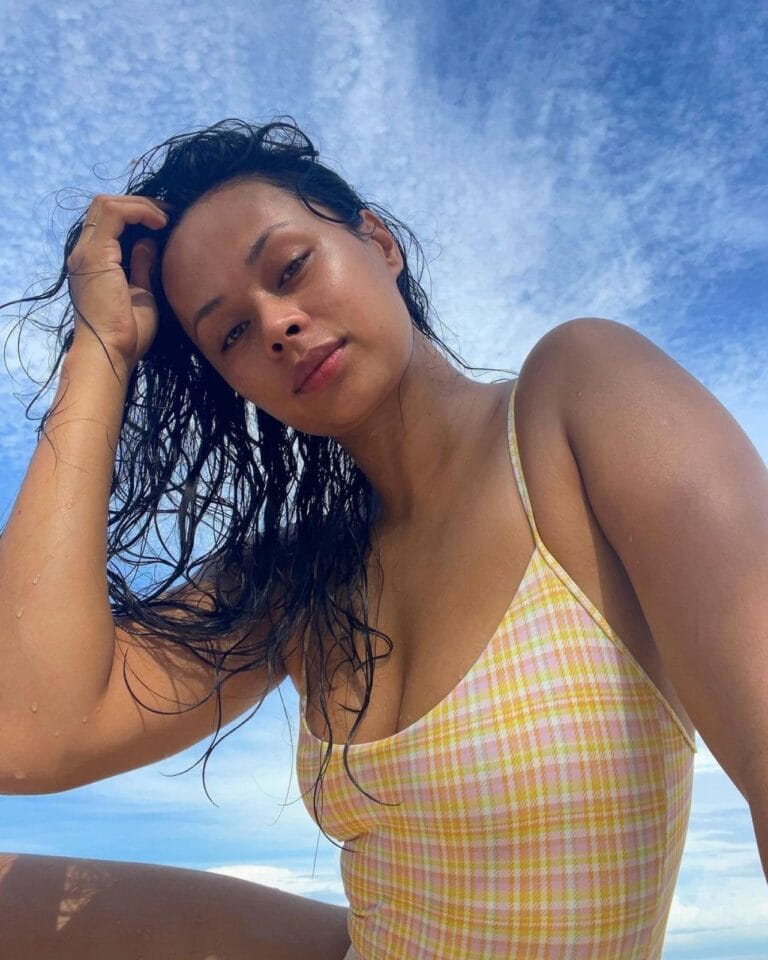 Frankie Adams-113741