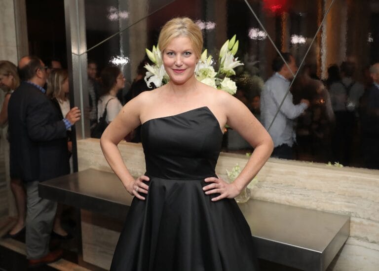 Anna Gunn-114644