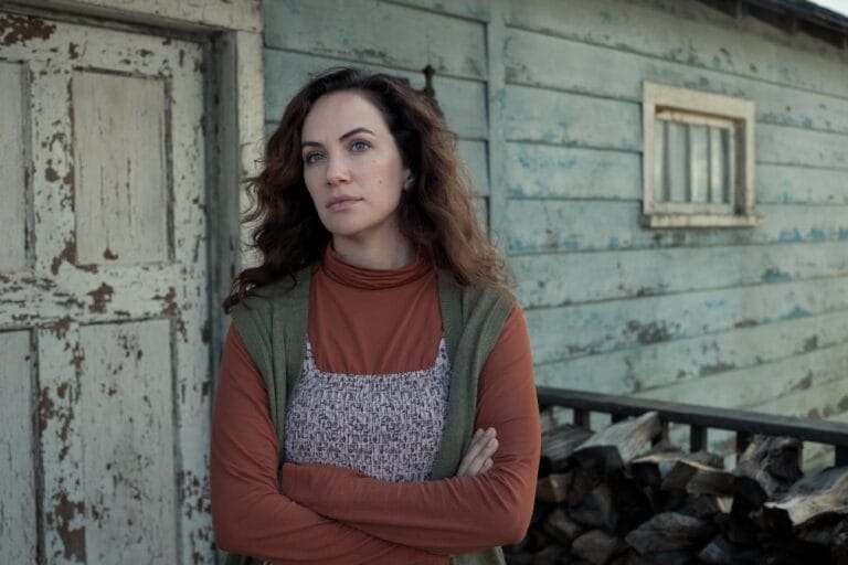 Kate Siegel-114710