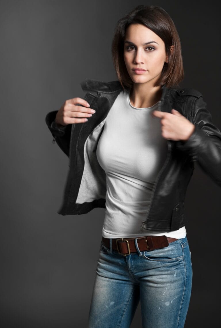 Megan Montaner-115551